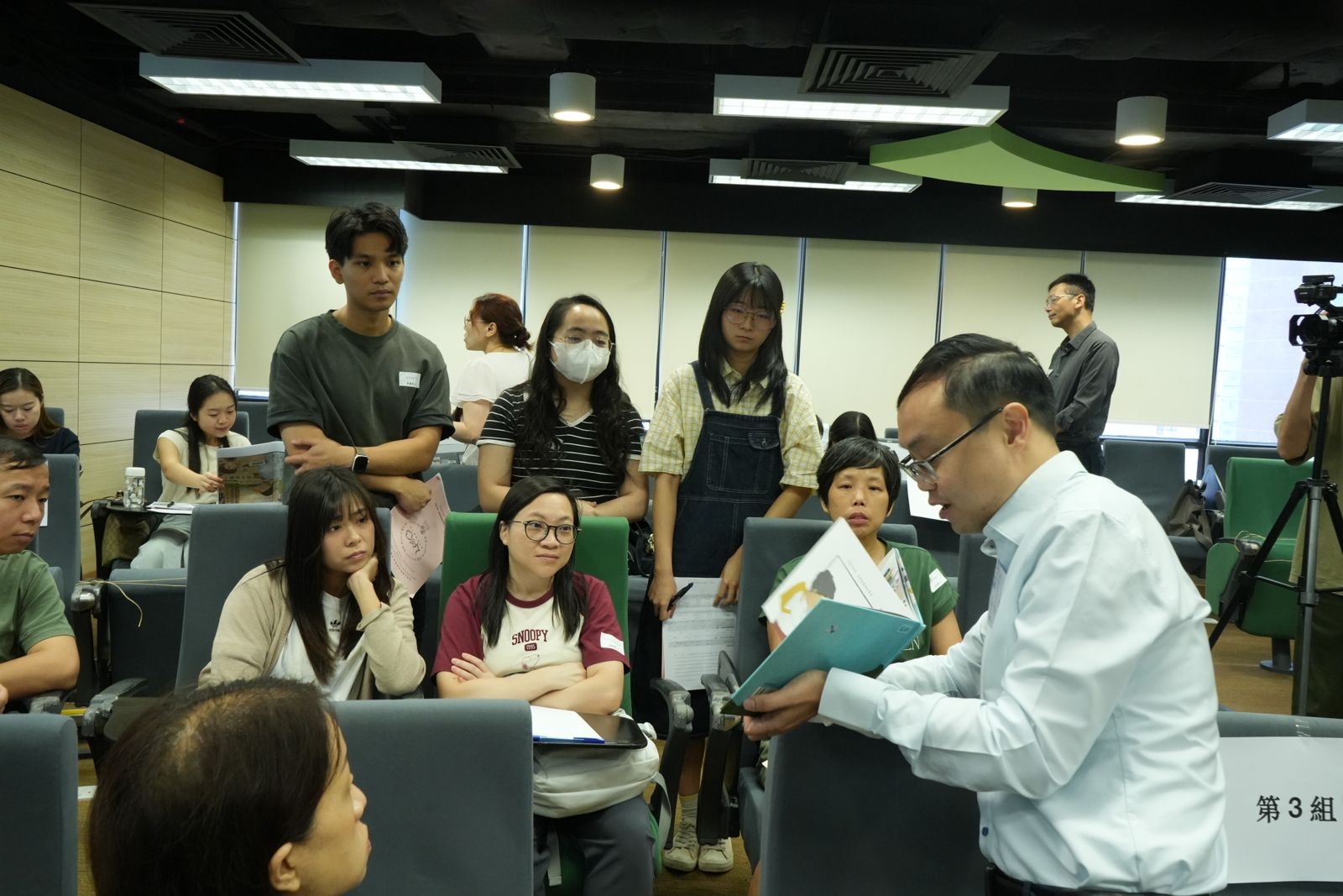 本頁圖片/檔案 - 4