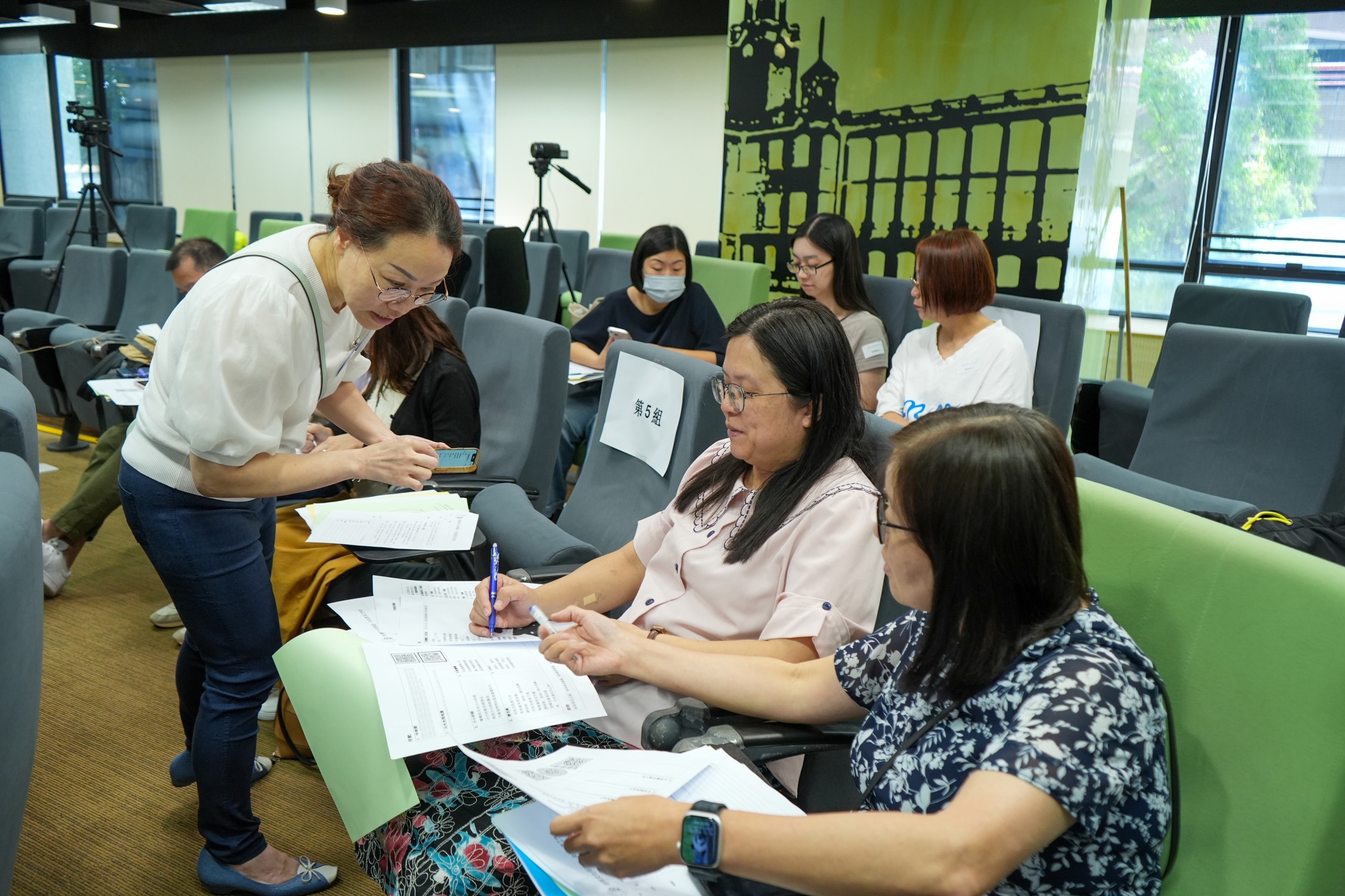 本頁圖片/檔案 - 10-1